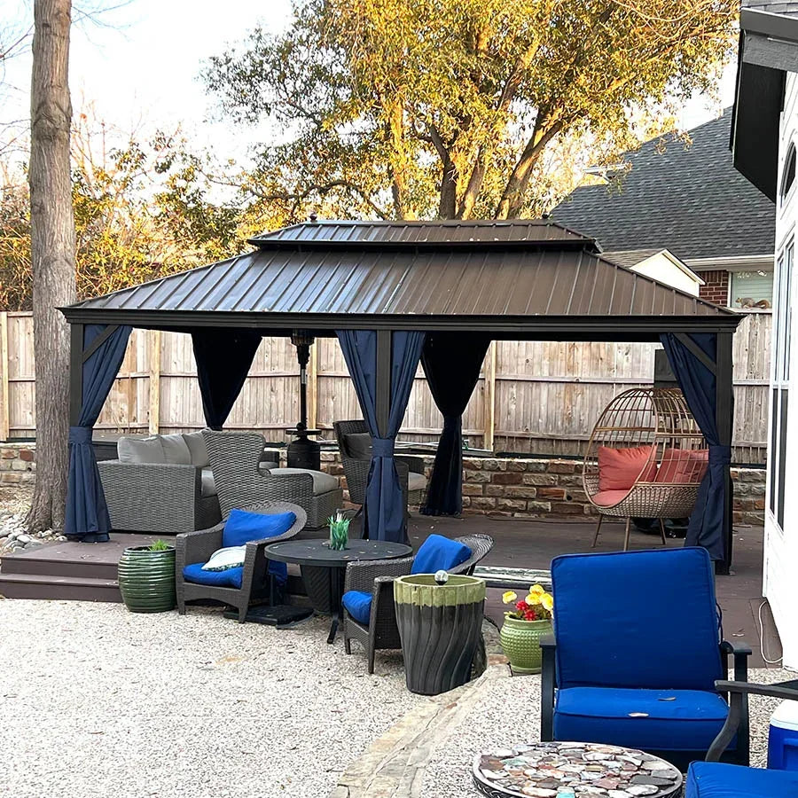 PURPLE LEAF – Pavillon extérieur à toit rigide pour terrasse, structure en aluminium bronze avec rideau bleu marine