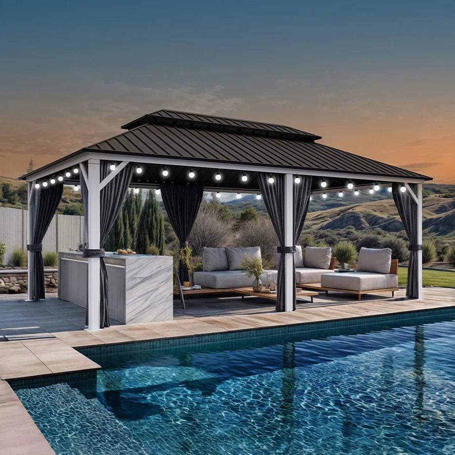 PURPLE LEAF – Pavillon moderne gris à toit rigide, double toit en acier galvanisé, poteaux en aluminium blancs, rideaux, moustiquaires et éclairage – milky