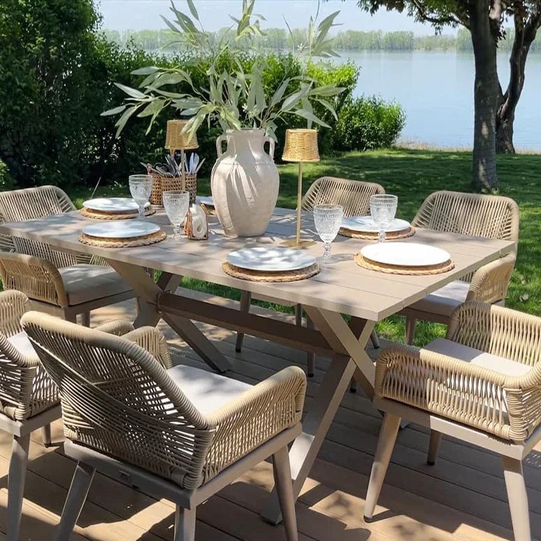 PURPLE LEAF – Ensemble repas extérieur en rotin PE toutes saisons avec structure en aluminium