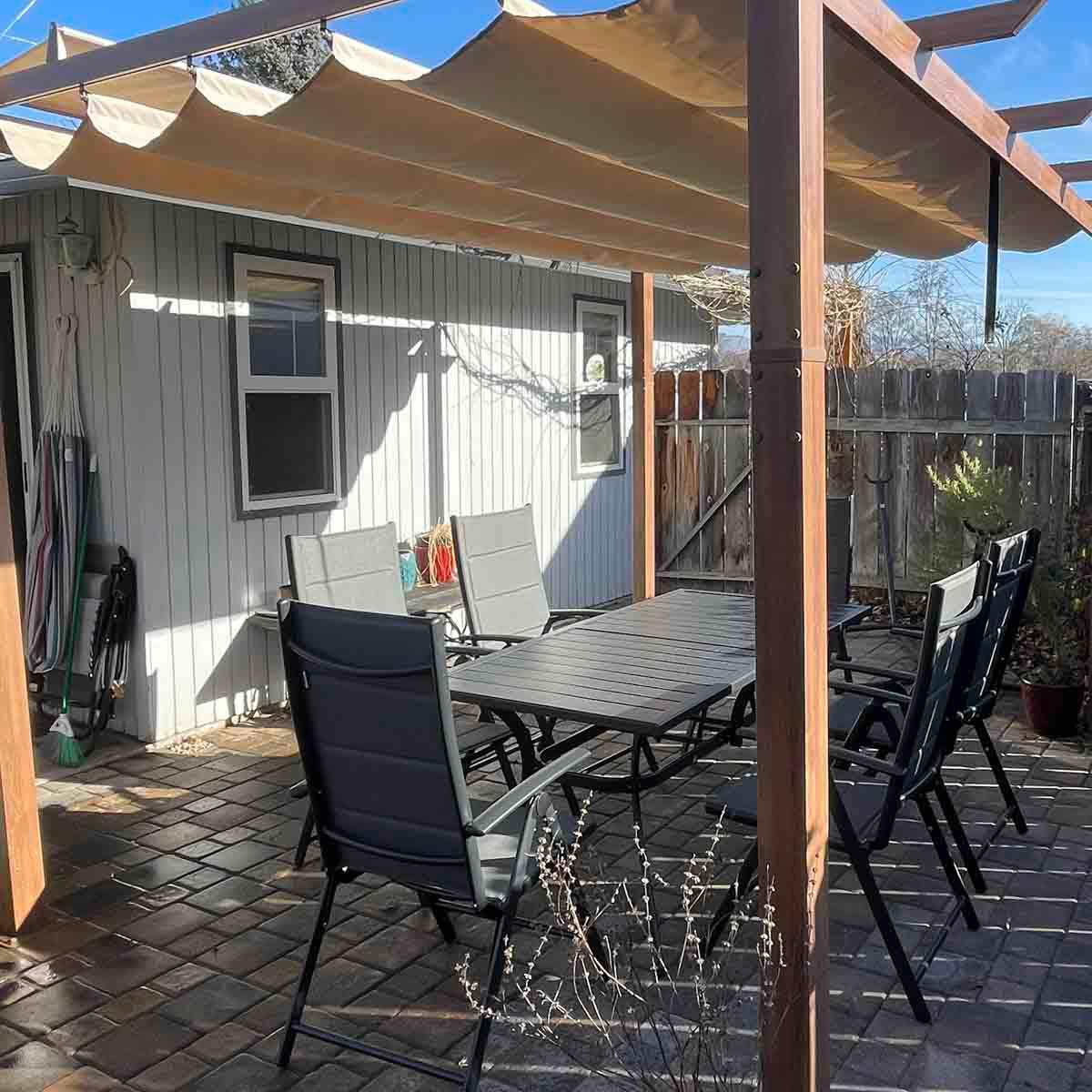 PURPLE LEAF – Ensemble repas extérieur pliant avec table en aluminium et chaises rembourrées toutes saisons pour jardin, arrière-cour et bord de piscine
