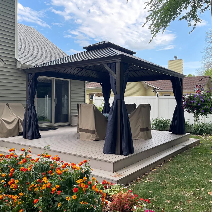 PURPLE LEAF – Pavillon extérieur à toit rigide pour terrasse, structure en aluminium bronze avec rideau bleu marine