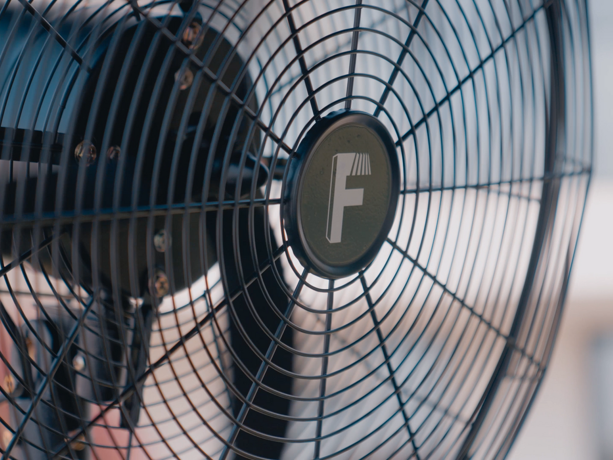 Ventilateur de poteau pour pergola