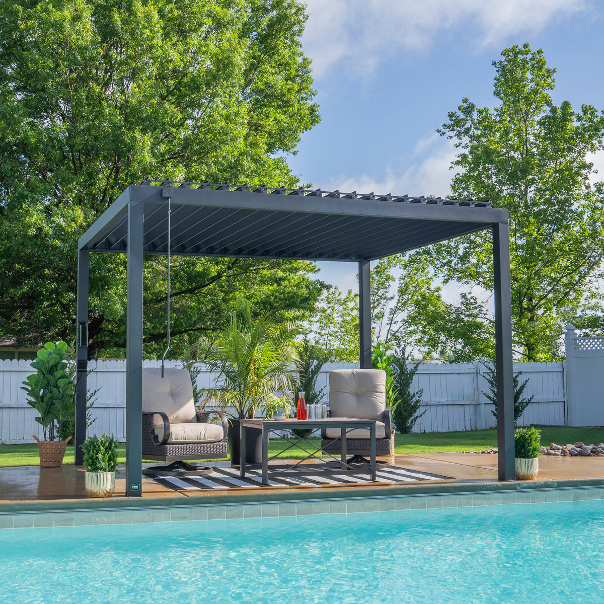 Sarasota 12x10 – Pergola en acier à lames orientables