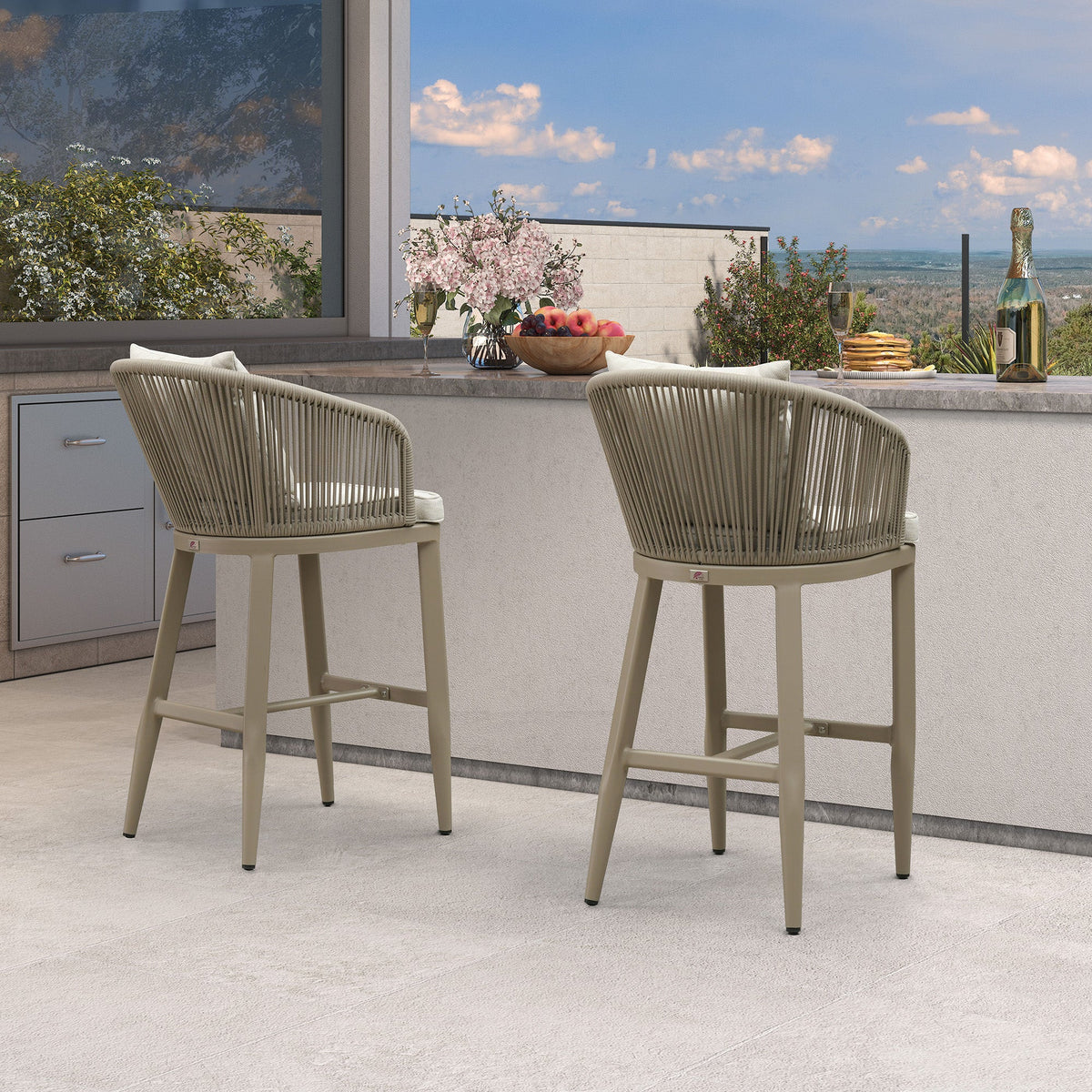 PURPLE LEAF – Tabourets de bar modernes extérieurs en aluminium et rotin avec dossier haut, accoudoirs, coussins et oreillers amovibles