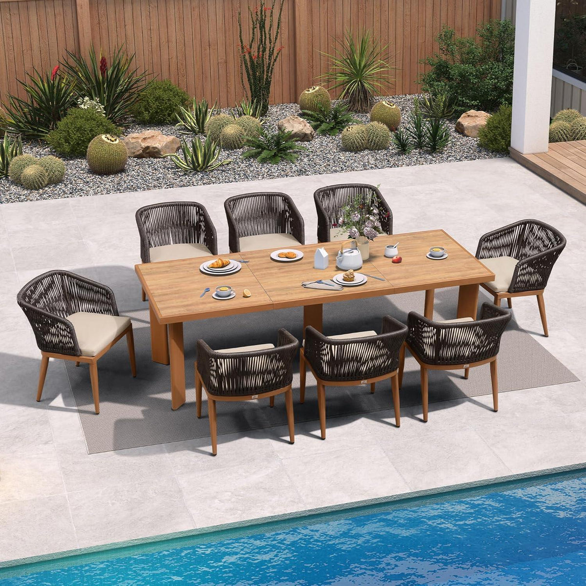 PURPLE LEAF – Ensemble repas de terrasse avec coussins en tissu Sunbrella, table en aluminium et résine tressée toutes saisons