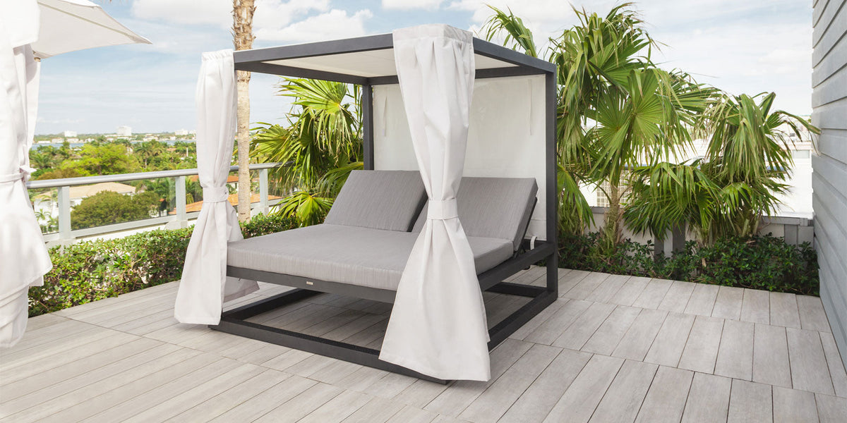 Breeze – Lit de repos, Tex Gray