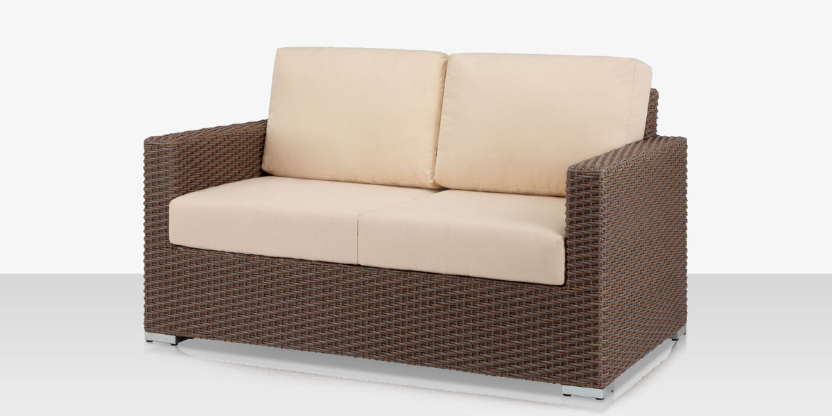 Lucaya – Canapé 2 places California Sand avec coussin Standard Off-White