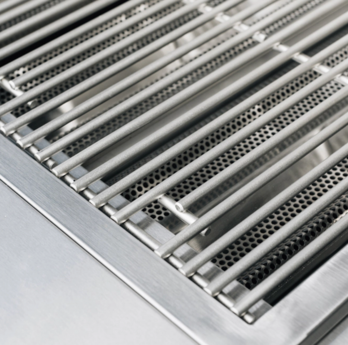 TrueFlame E Series 32" – Barbecue à gaz encastrable 4 brûleurs
