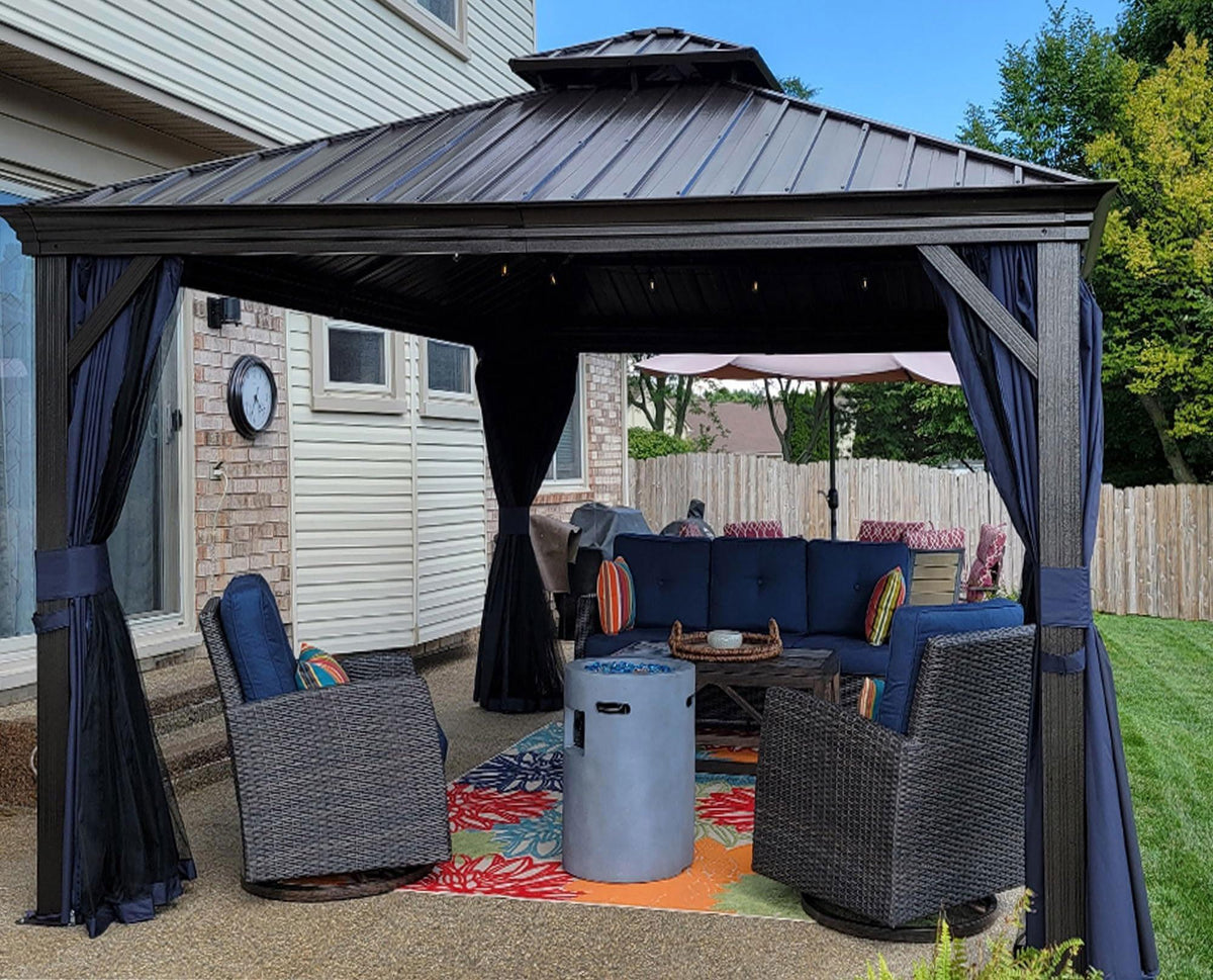 PURPLE LEAF – Pavillon extérieur à toit rigide pour terrasse, structure en aluminium bronze avec rideau bleu marine