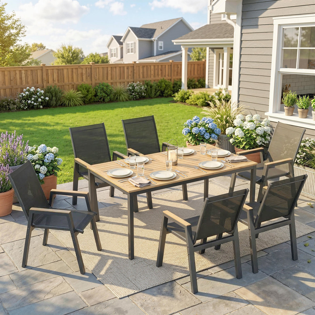Ensemble repas extérieur 7 pièces avec table rectangulaire à lattes et 6 chaises en maille, noir